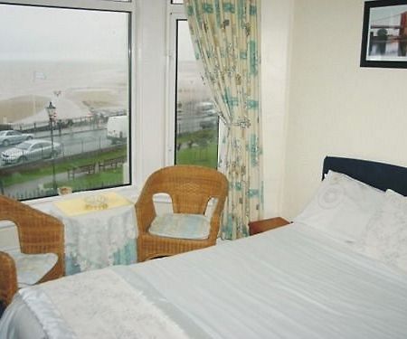 Pembroke B And B Guest Accomodation Bridlington Exterior photo